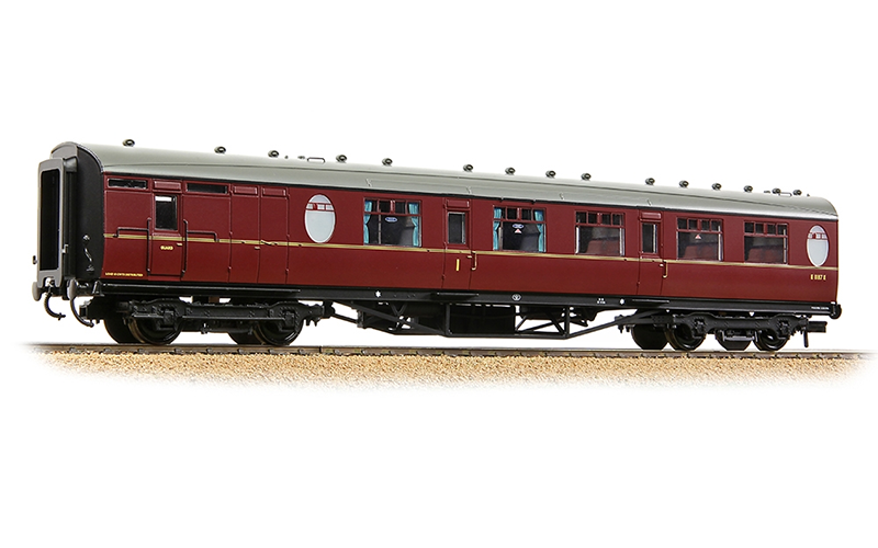 Bachmann Branchline 34-437 LNER Thompson Brake Composite Corridor BR Maroon OO Scale