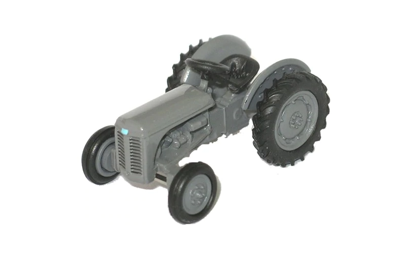Oxford 76TEA001 Grey Ferguson TEA Tractor OO Scale