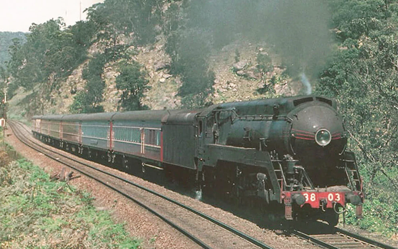 ARM NSWGR C38 Class 4-6-2 ‘Pacific’ Express Passenger Locomotive #3803 Black with Red Lining
