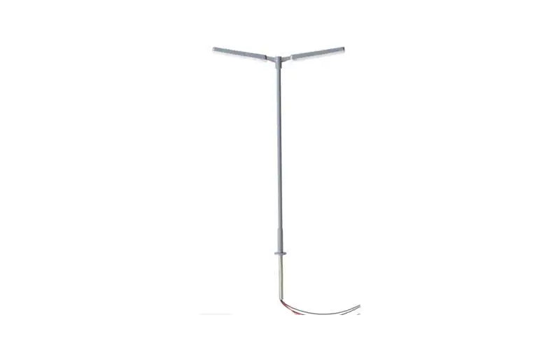 Atlas #70 000 178 Double-Arm Parking Lot Light Cool White LED Silver 3-Pack HO Scale
