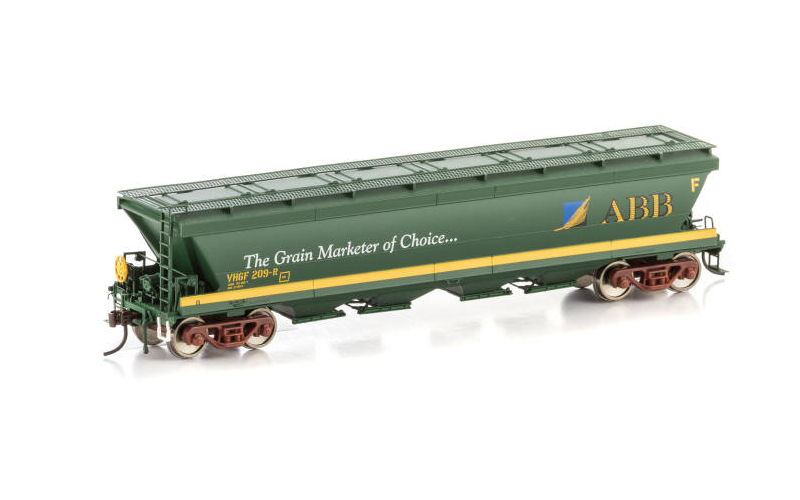 Auscision VGH-33 VHGF Grain Hopper ABB Green/Yellow 4 Car Pack HO Scale