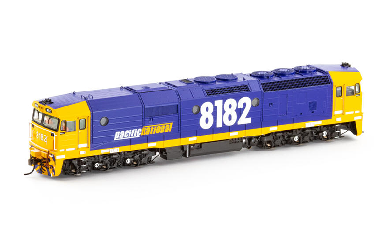 Auscision 81-18s 8182 Pacific National Rural & Bulk Blue/Yellow with Blue Cab Roof DCC Sound Equipped HO Scale