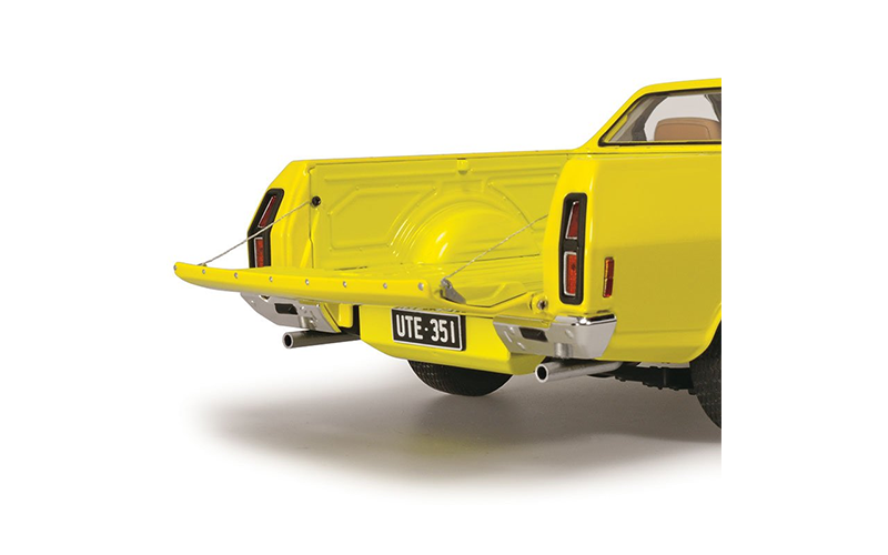 Classic Carlectables 18799 Ford XC Utility Pine n Lime 1:18 Scale