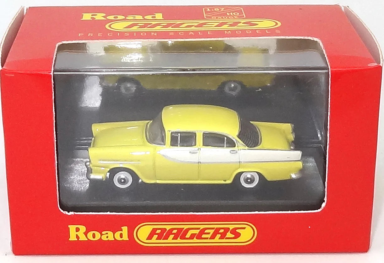 Road Ragers R.072 1960 FB Sedan HO Scale