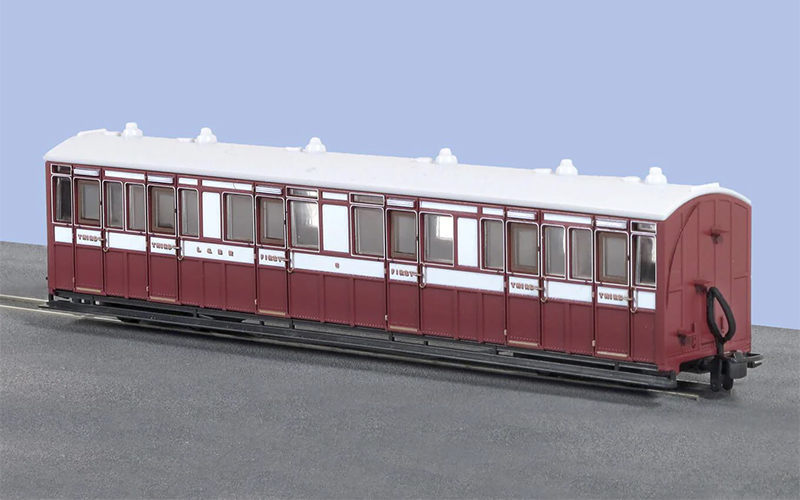 Peco Great Little Trains GR-400A Composite Coach Lynton and Barnstaple Livery No 5 OO9 Scale