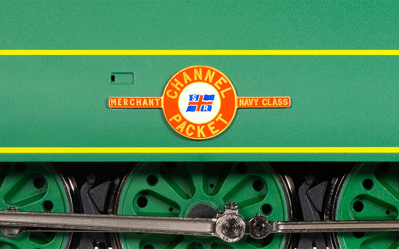 Hornby R30399SS SR Merchant Navy Class 21C1 'Channel Packet' (With Steam Generator) DCC Sound OO Scale
