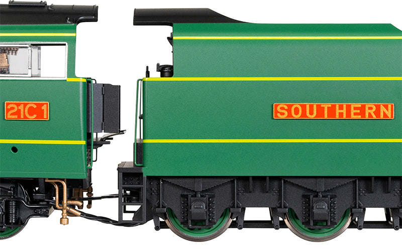 Hornby R30399SS SR Merchant Navy Class 21C1 'Channel Packet' (With Steam Generator) DCC Sound OO Scale
