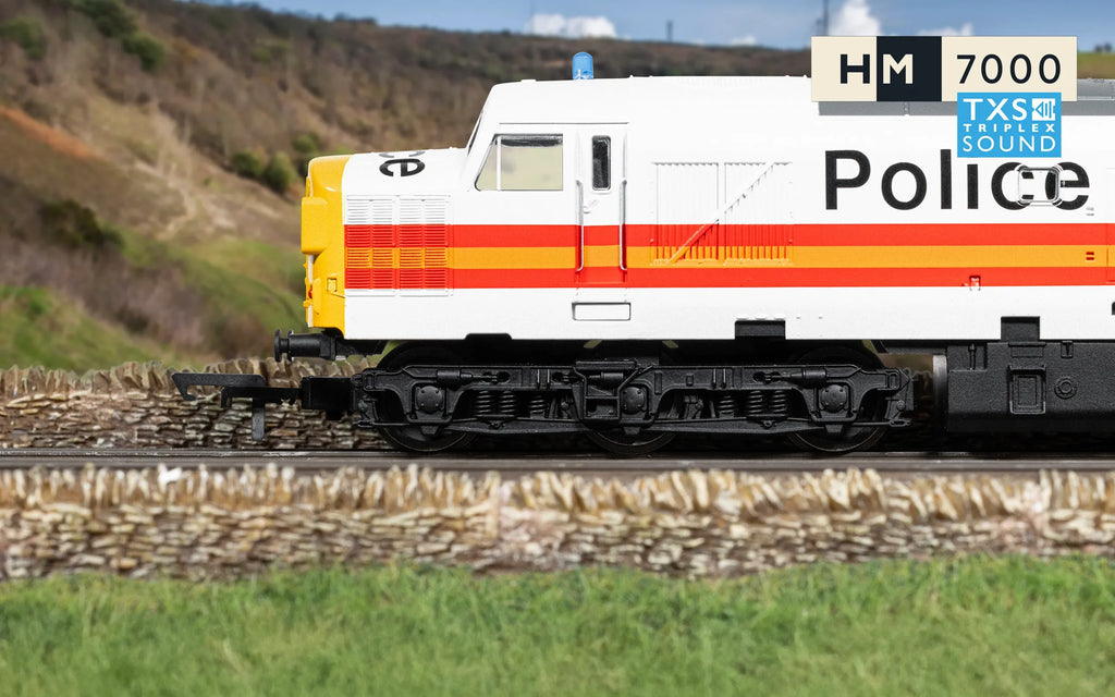 Hornby R30435TXS RailRoad: BR Class 37 '37093' Police Livery DCC Sound Fitted OO Scale