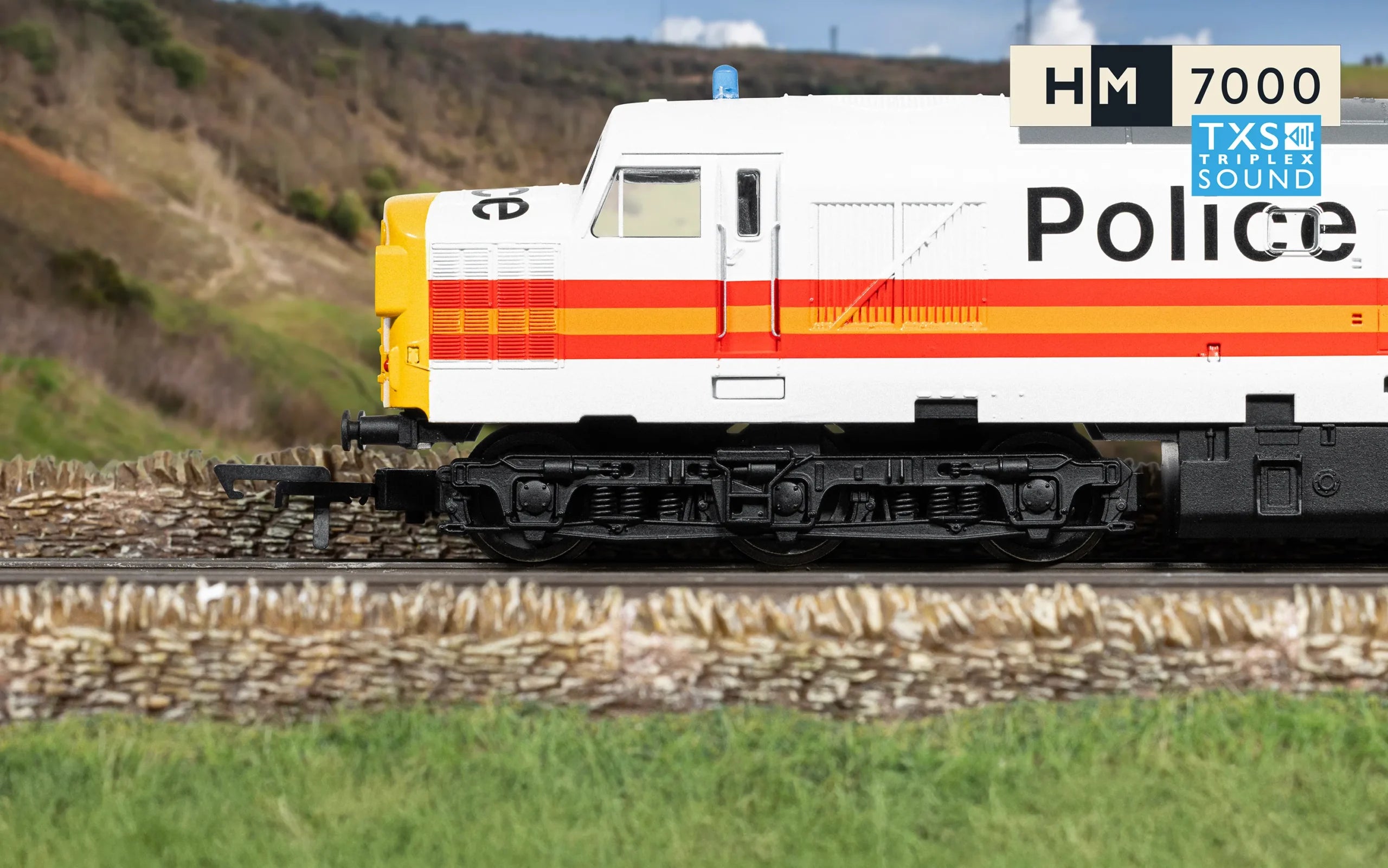 Hornby R30435TXS RailRoad: BR Class 37 '37093' Police Livery DCC Sound Fitted OO Scale