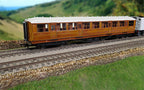 Hornby R40453 LNER Gresley Corridor 31869 Third Class Coach OO Scale