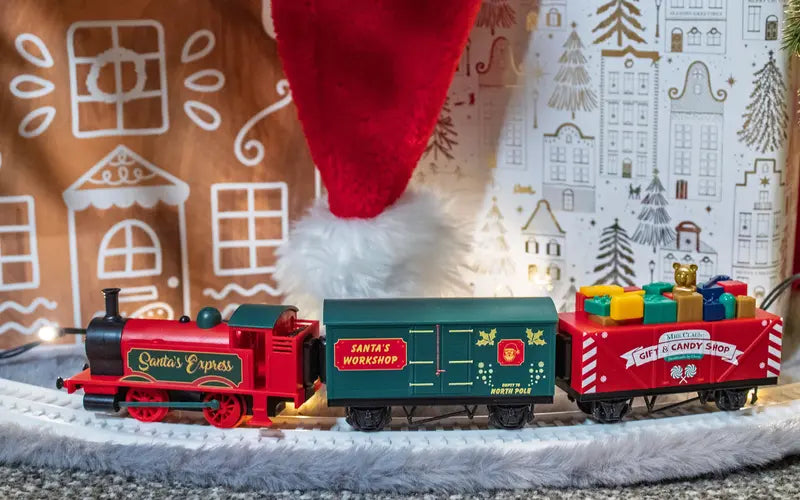 Hornby R9363M Santa’s Express Train Set Rechargeable Battery OO Scale