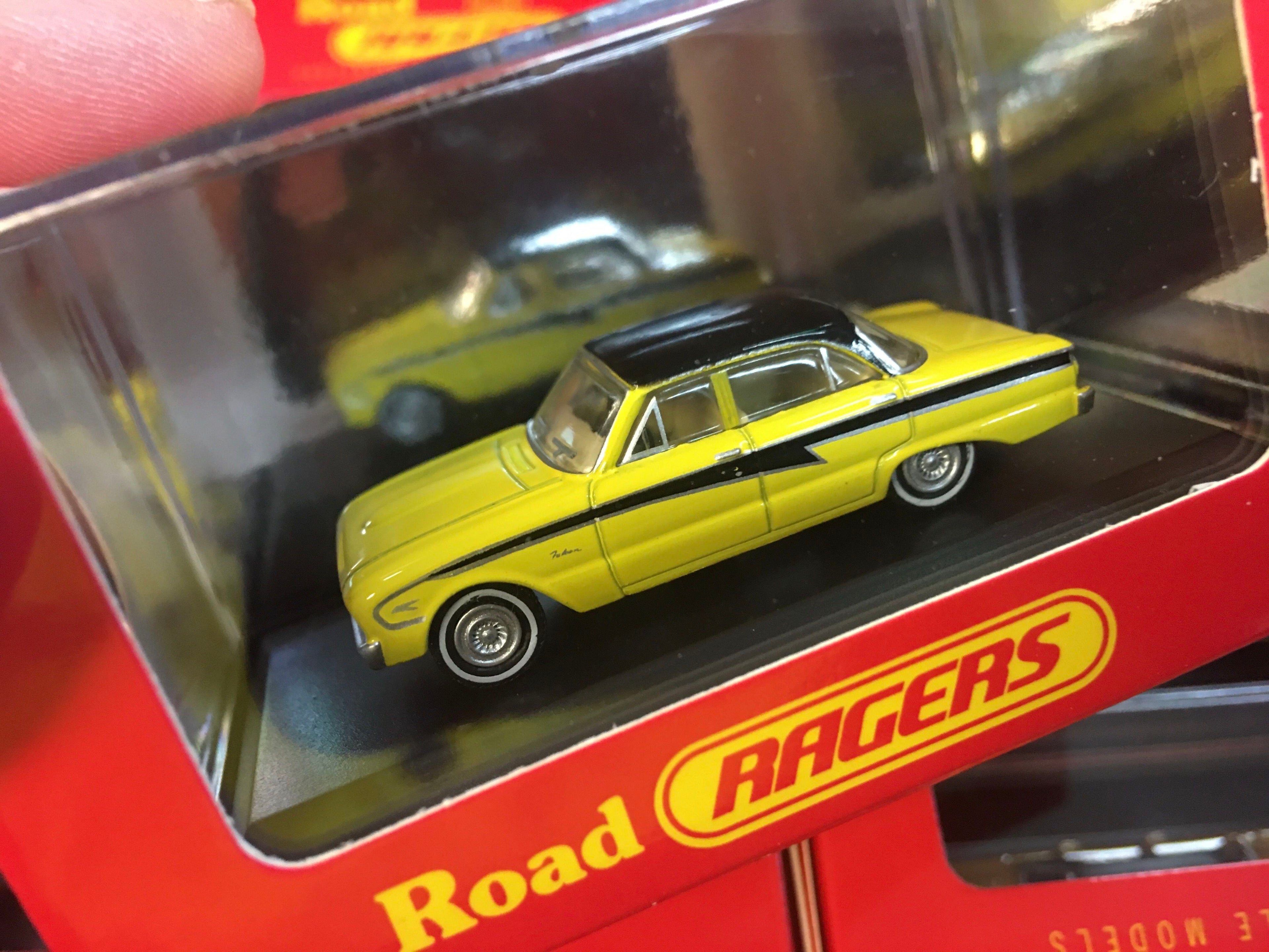 Road Ragers R.054 1960 XK Falcon Sedan Acacia Yellow with Black Roof HO Scale