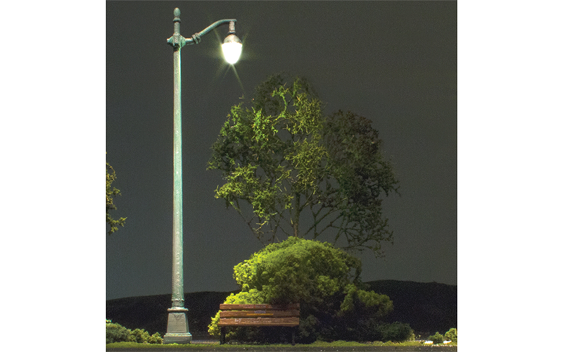 Woodland Scenics Just Plug JP5639 Street Lights Arched Cast Iron N Scale