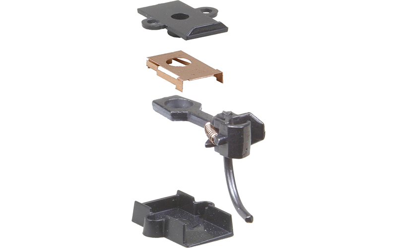 Kadee #5 Magne-Matic® Metal Coupler "Ol' Reliable" Medium (9/32") Centerset Shank Two Pair HO Scale