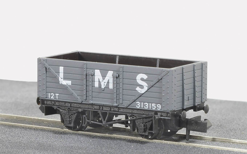 Peco Quality Line Wagons NR-41M 7 Plank Wagon N Scale