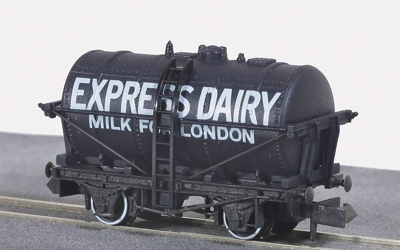 Peco Quality Line Wagons NR-P168 Express Dairy Milk Tank Wagon N Scale