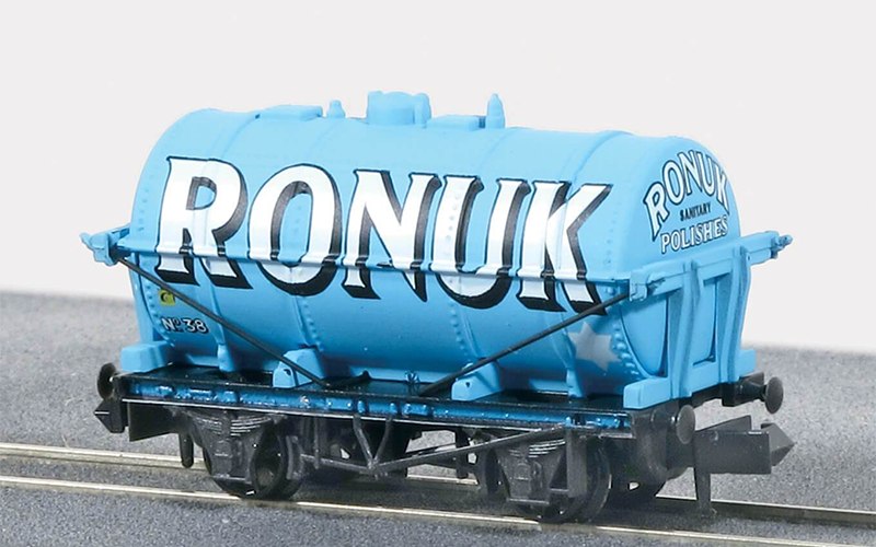 Peco Quality Line Wagons NR-P178 Ronuk Tank Wagon N Scale