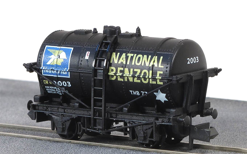 Peco Quality Line Wagons NR-P181 Tank Wagon National Benzole No.2003 N Scale