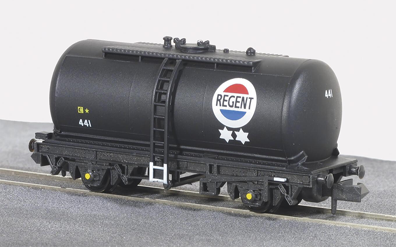 Peco Quality Line Wagons NR-P77 Regent Oil Tank Wagon N Scale