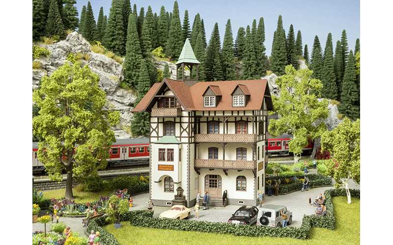 Noch 63407 Romantic Hotel “Schönblick” N Scale