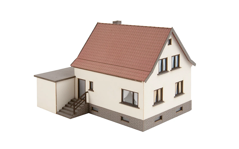 Noch 66606 Residential House with Garage HO Scale