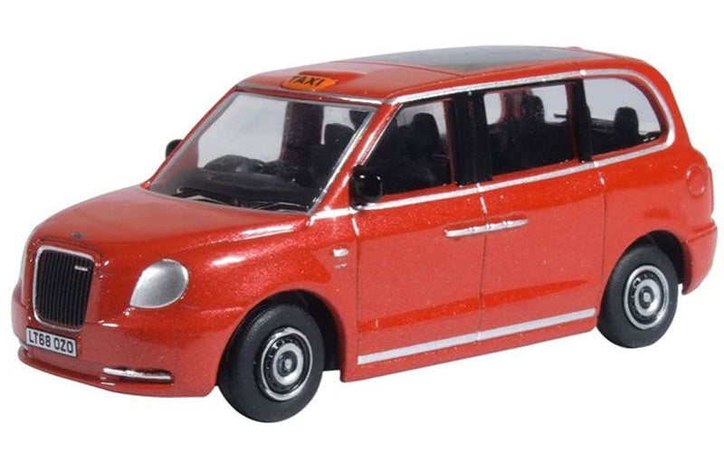 Oxford 76TX5002 LEVC TX4 Taxi Tupelo Red OO Scale