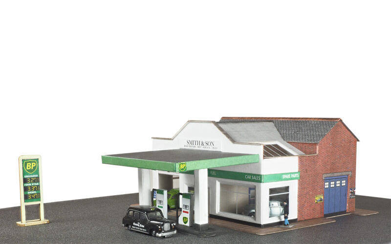 Metcalfe PN181 Service Station N Scale