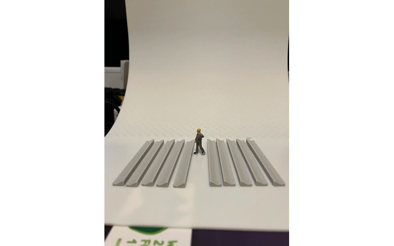 Panther Precision Models Layback Kerb & Channel Straight (Qty 10) HO Scale