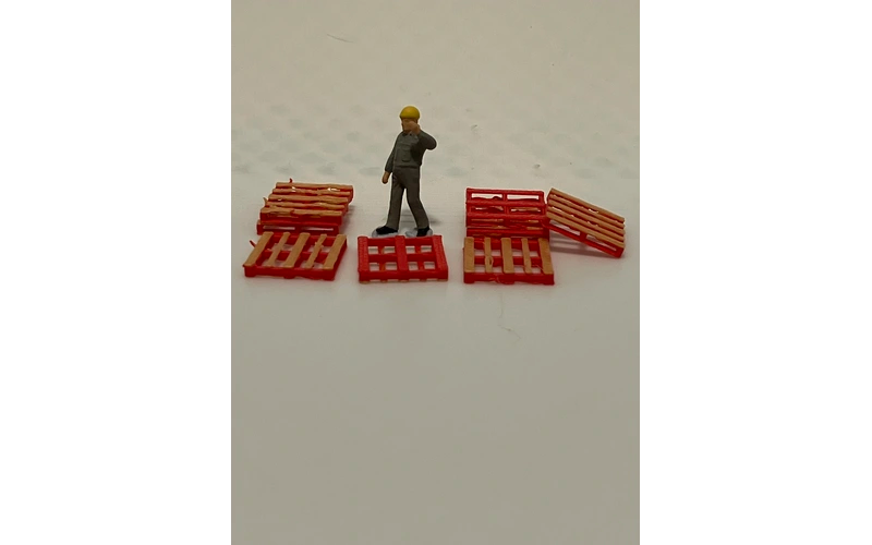 Panther Precision Models Red Chep Pallet (Qty 8) HO Scale