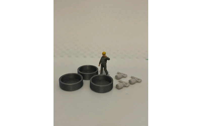 Panther Precision Models Silver Corrugated Water Trough  Small Low Height Empty Set (6 Pieces) HO Scale