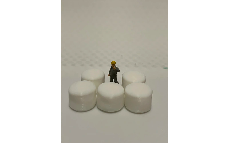 Panther Precision Models White 5x4 Wrapped Round Hay Bale (Qty 5) HO Scale