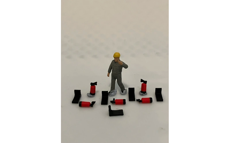 Panther Precision Models Fire Extinguisher Set (QTY 5) HO Scale