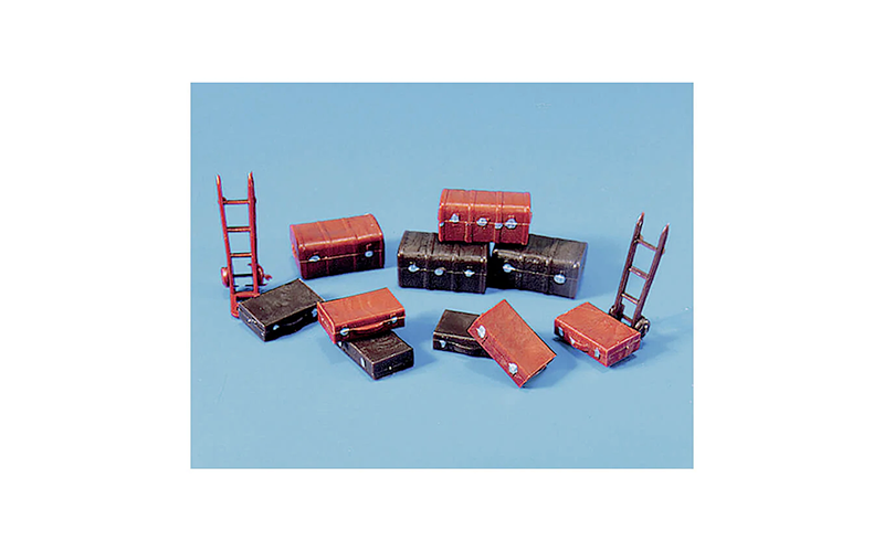 Peco Model Scene 5062 Trunks Suitcases and Trolley 'Sack Truck' OO/HO Scale
