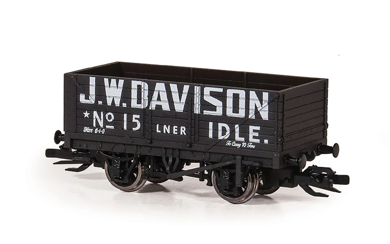Peco Quality Line Wagons TTR-7021P 7-Plank Open Wagon J. W. Davison TT Scale