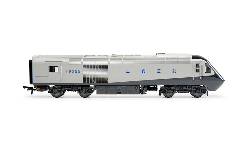 Hornby R30215 HM Queen Elizabeth II Platinum Jubilee HST Train Pack DC/DCC Ready OO Scale