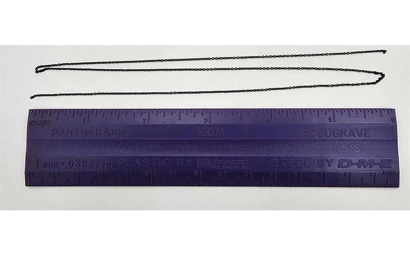 Tichy Train Group #8334 Blackened Brass Chain 40 Links Per Inch 18" 45.7cm Length